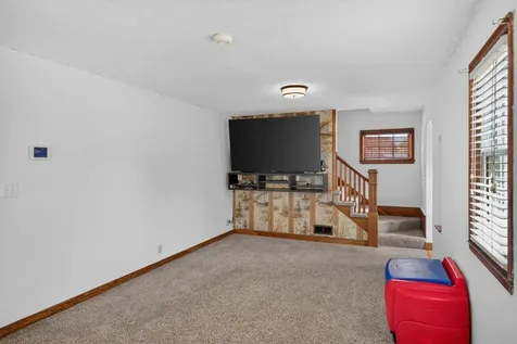 2209 6th Street NW Austin MN 55912