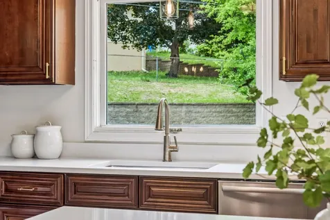 88 Battle Creek Place Saint Paul MN 55119