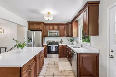 88 Battle Creek Place Saint Paul MN 55119