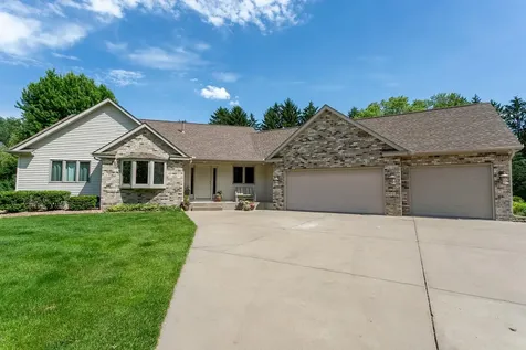 17162 Red Wing Boulevard Hastings MN 55033