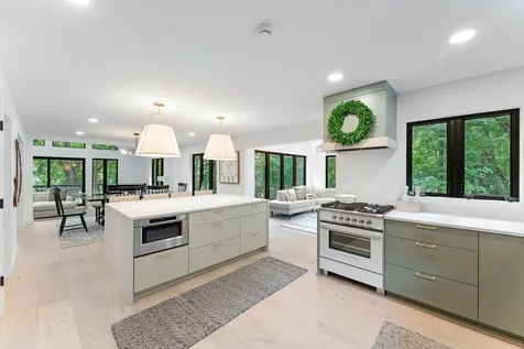 3 Crescent Street Minnetonka Beach MN 55391