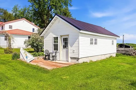 W6373 570th Avenue Ellsworth WI 54011