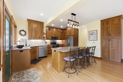 404 2nd Avenue NE Hillsboro ND 58045