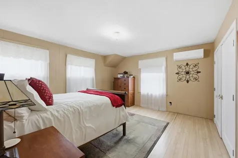 404 2nd Avenue NE Hillsboro ND 58045