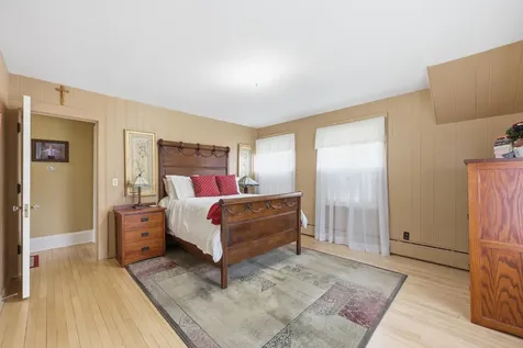 404 2nd Avenue NE Hillsboro ND 58045