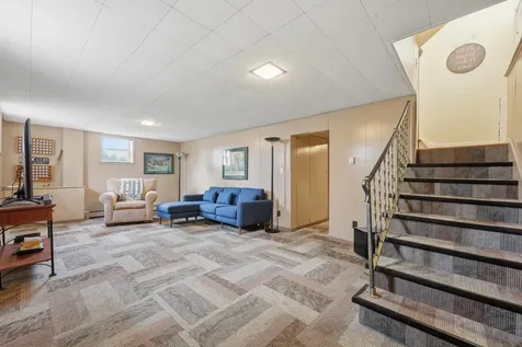 404 2nd Avenue NE Hillsboro ND 58045