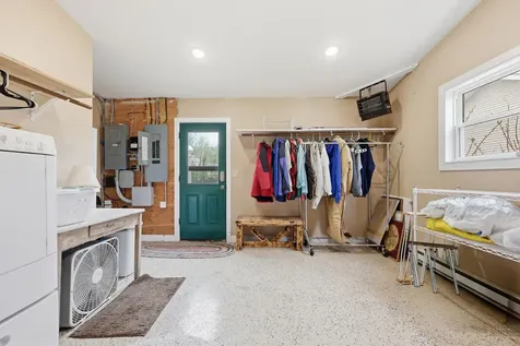 404 2nd Avenue NE Hillsboro ND 58045