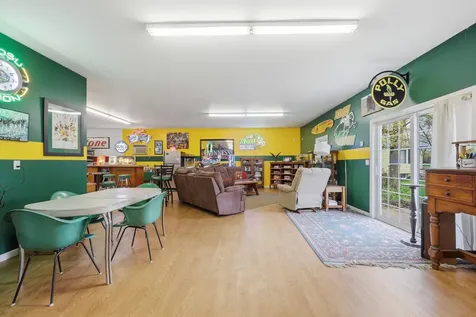 404 2nd Avenue NE Hillsboro ND 58045