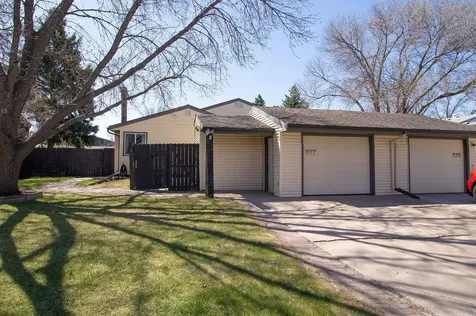 217 12th Avenue E West Fargo ND 58078