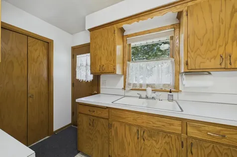 1802 Malvern Street Roseville MN 55113
