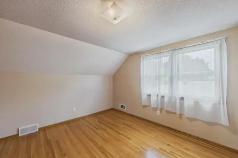 1802 Malvern Street Roseville MN 55113