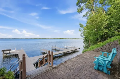 1703 S Le Homme Dieu Drive NE Alexandria MN 56308
