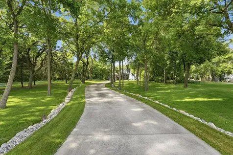 1703 S Le Homme Dieu Drive NE Alexandria MN 56308