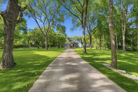 1703 S Le Homme Dieu Drive NE Alexandria MN 56308