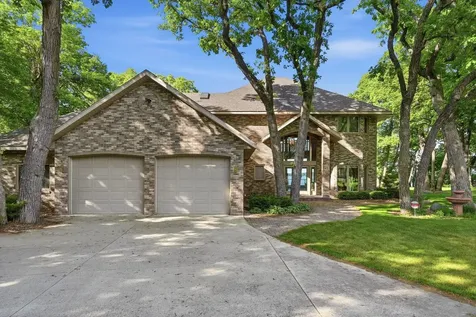 1703 S Le Homme Dieu Drive NE Alexandria MN 56308