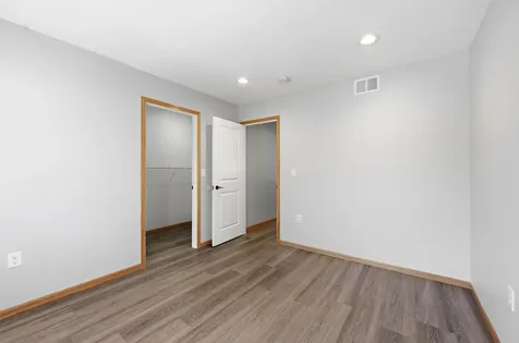 71 B Street Saint Paul MN 55106