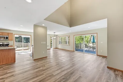 71 B Street Saint Paul MN 55106