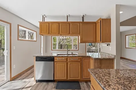 71 B Street Saint Paul MN 55106