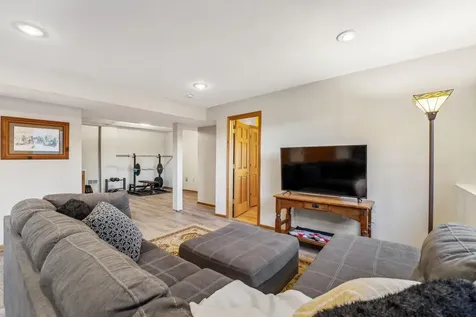 2319 Iverson Court Lino Lakes MN 55038