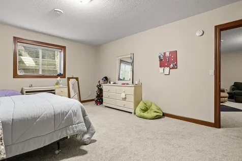 1363 Highpointe Drive N Fargo ND 58102