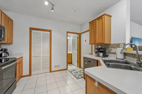 3605 Lawndale Lane N Plymouth MN 55446