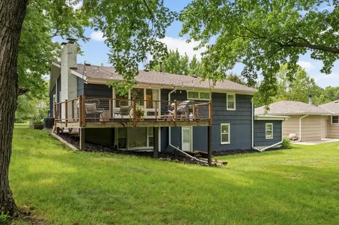 11200 Oakvale Road N Hopkins MN 55305
