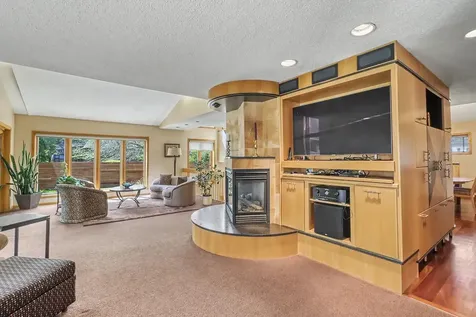75 Prairiewood Drive S Fargo ND 58103