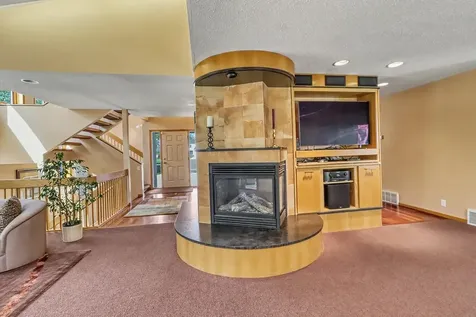 75 Prairiewood Drive S Fargo ND 58103