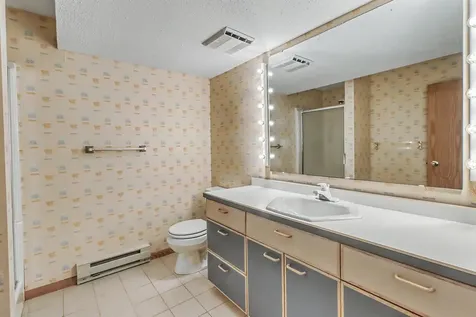 75 Prairiewood Drive S Fargo ND 58103