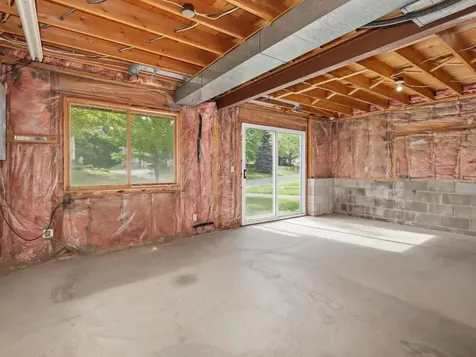 5356 Beachside Drive Minnetonka MN 55343