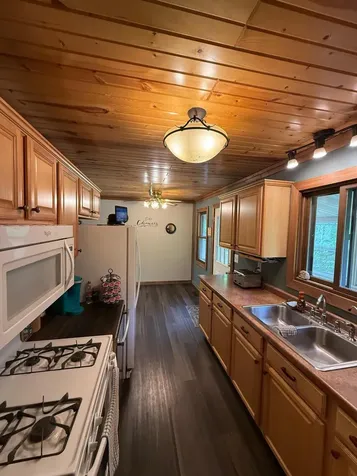 2554 Mission Road NE Bemidji MN 56601