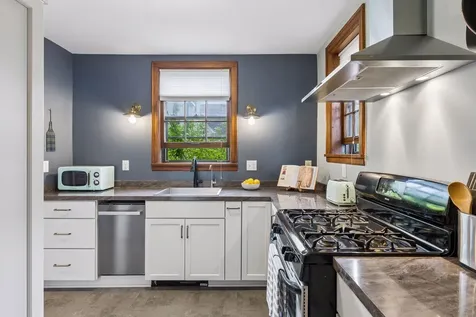 4011 Upton Avenue N Minneapolis MN 55412