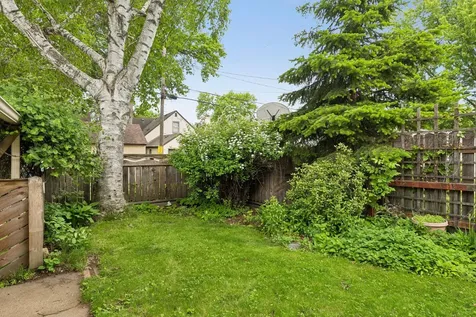4011 Upton Avenue N Minneapolis MN 55412