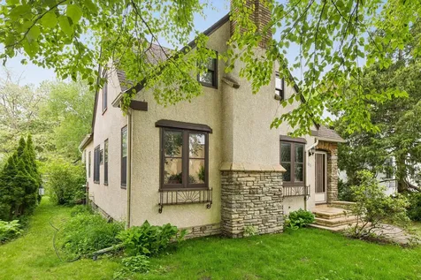 4011 Upton Avenue N Minneapolis MN 55412