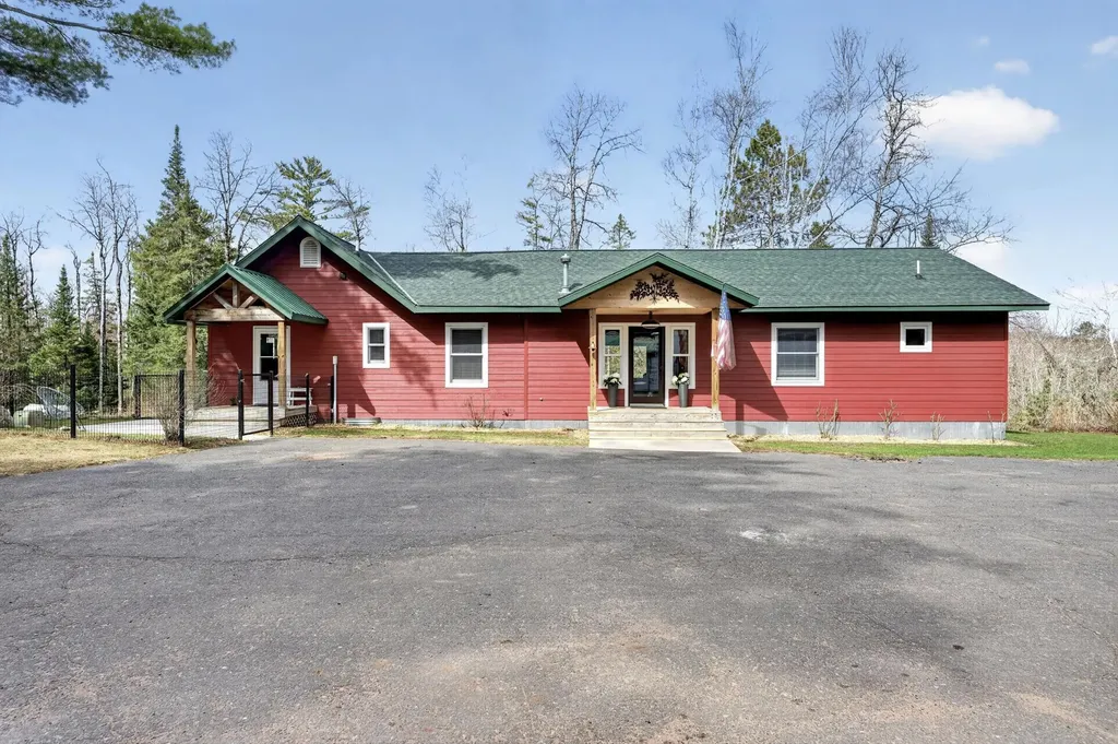 13885 E Park Road Brule WI 54820