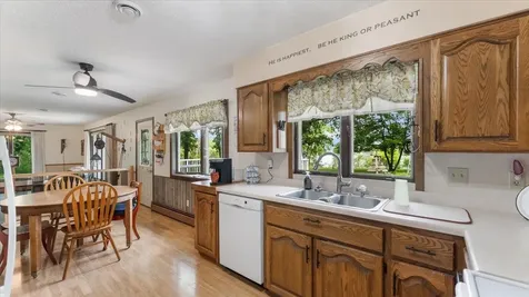 18945 Agent Drive Sauk Centre MN 56378