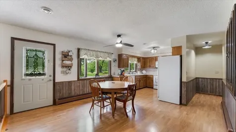 18945 Agent Drive Sauk Centre MN 56378