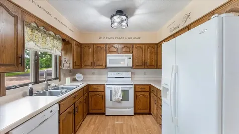 18945 Agent Drive Sauk Centre MN 56378
