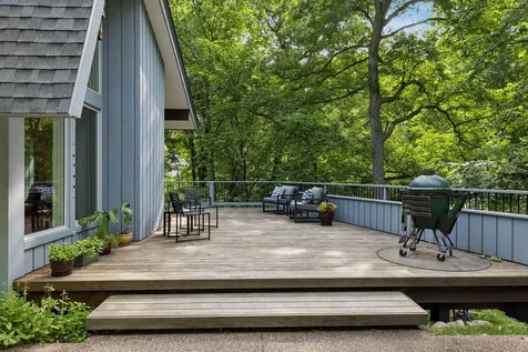 1 Chickadee Lane North Oaks MN 55127