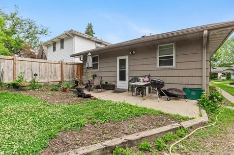 917- 919 Weeks Avenue SE Minneapolis MN 55414