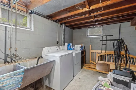 917- 919 Weeks Avenue SE Minneapolis MN 55414