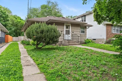 917- 919 Weeks Avenue SE Minneapolis MN 55414