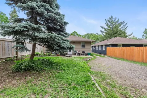 917- 919 Weeks Avenue SE Minneapolis MN 55414
