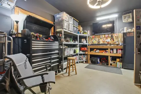 681 W River Drive New London MN 56273