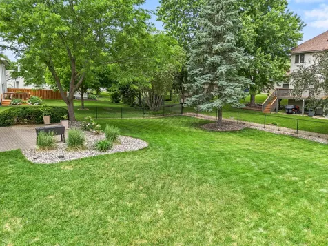 2624 91st Crescent N Brooklyn Park MN 55443