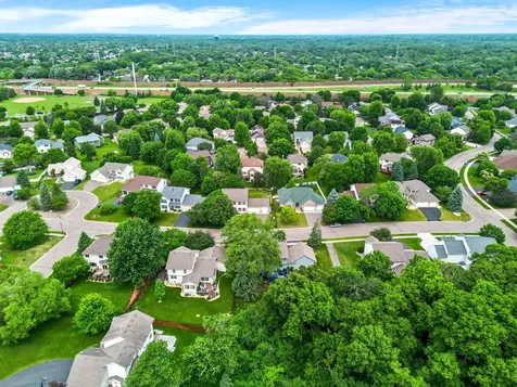 2624 91st Crescent N Brooklyn Park MN 55443