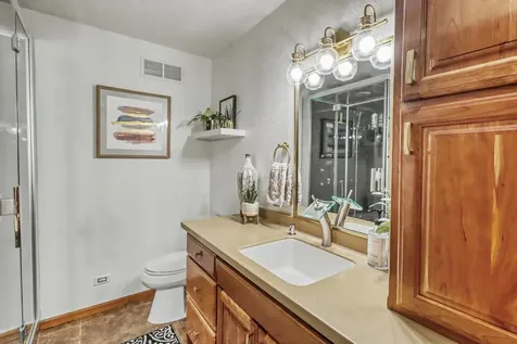 11 Briarwood Place Fargo ND 58104