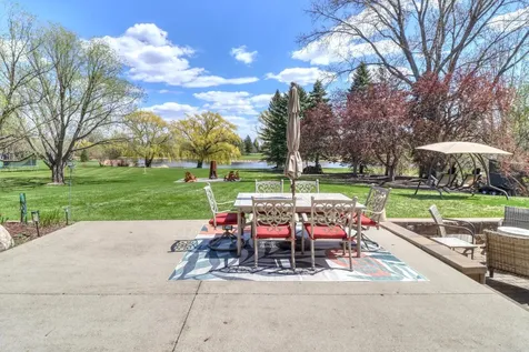 11 Briarwood Place Fargo ND 58104