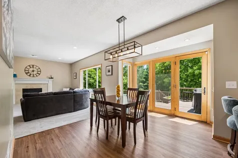 2478 Timber Court E Maplewood MN 55119