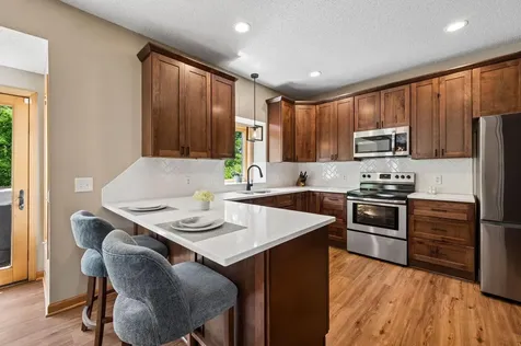 2478 Timber Court E Maplewood MN 55119